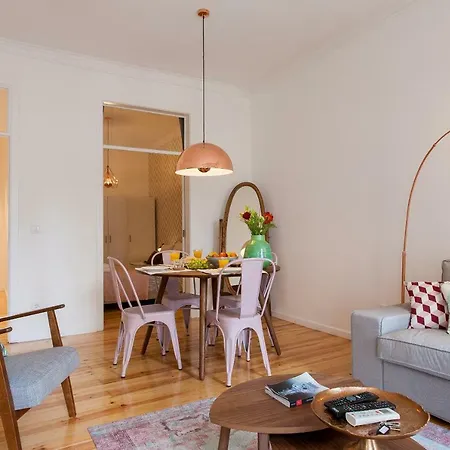 2 Stylish Flat At Bairro Alto-principe Real * Lisboa