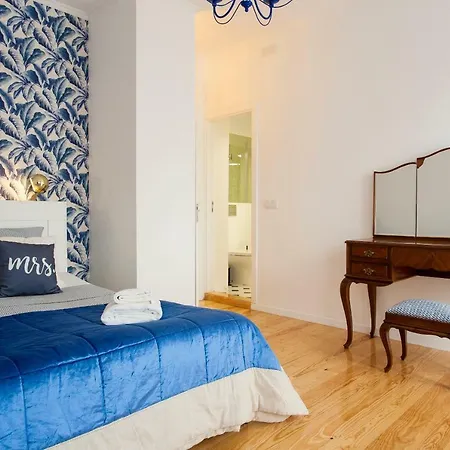 2 Stylish Flat At Bairro Alto-principe Real Apartman