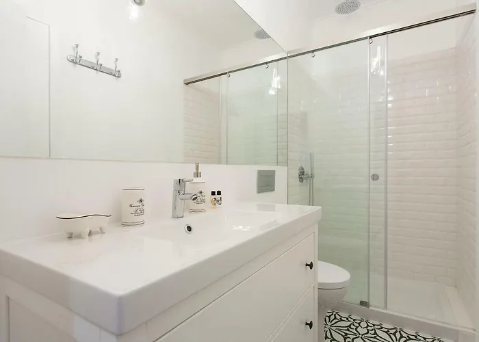 2 Stylish Flat At Bairro Alto-principe Real