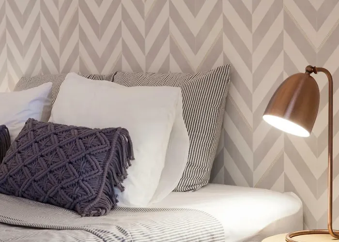 2 Stylish Flat At Bairro Alto-principe Real * Lisboa