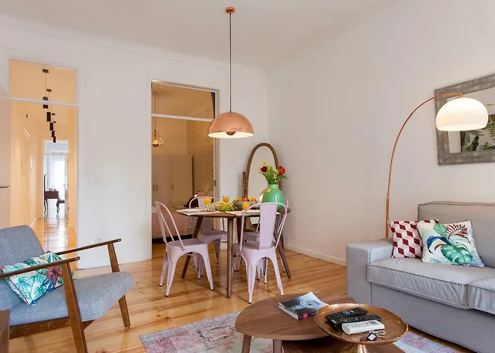 2 Stylish Flat At Bairro Alto-principe Real * Lisboa